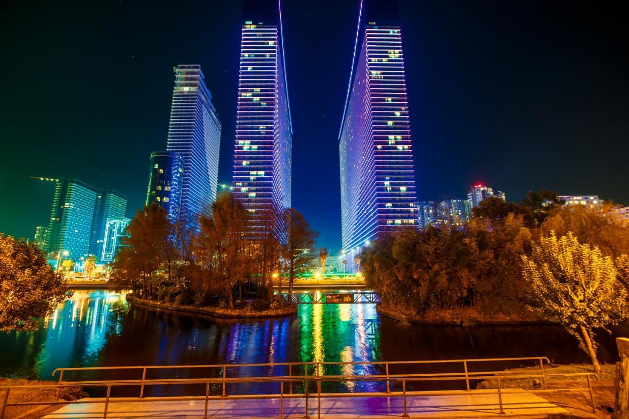 באטומי Panorama In Orbi Complex City Center מראה חיצוני תמונה